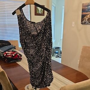 Zenobia Asymmetrical Black and White Dress